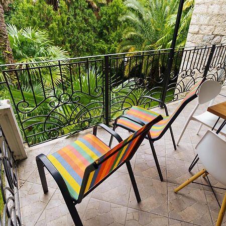 Gagra Hotel Printsevskii Zamok Екстериор снимка