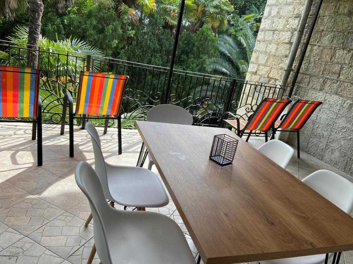 Gagra Hotel Printsevskii Zamok Екстериор снимка