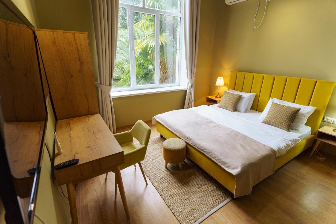Gagra Hotel Printsevskii Zamok Екстериор снимка