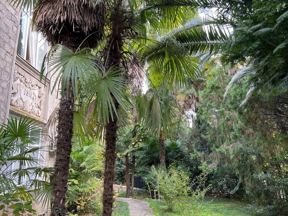 Gagra Hotel Printsevskii Zamok Екстериор снимка