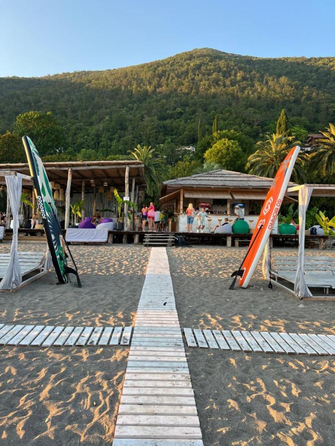Gagra Hotel Printsevskii Zamok Екстериор снимка
